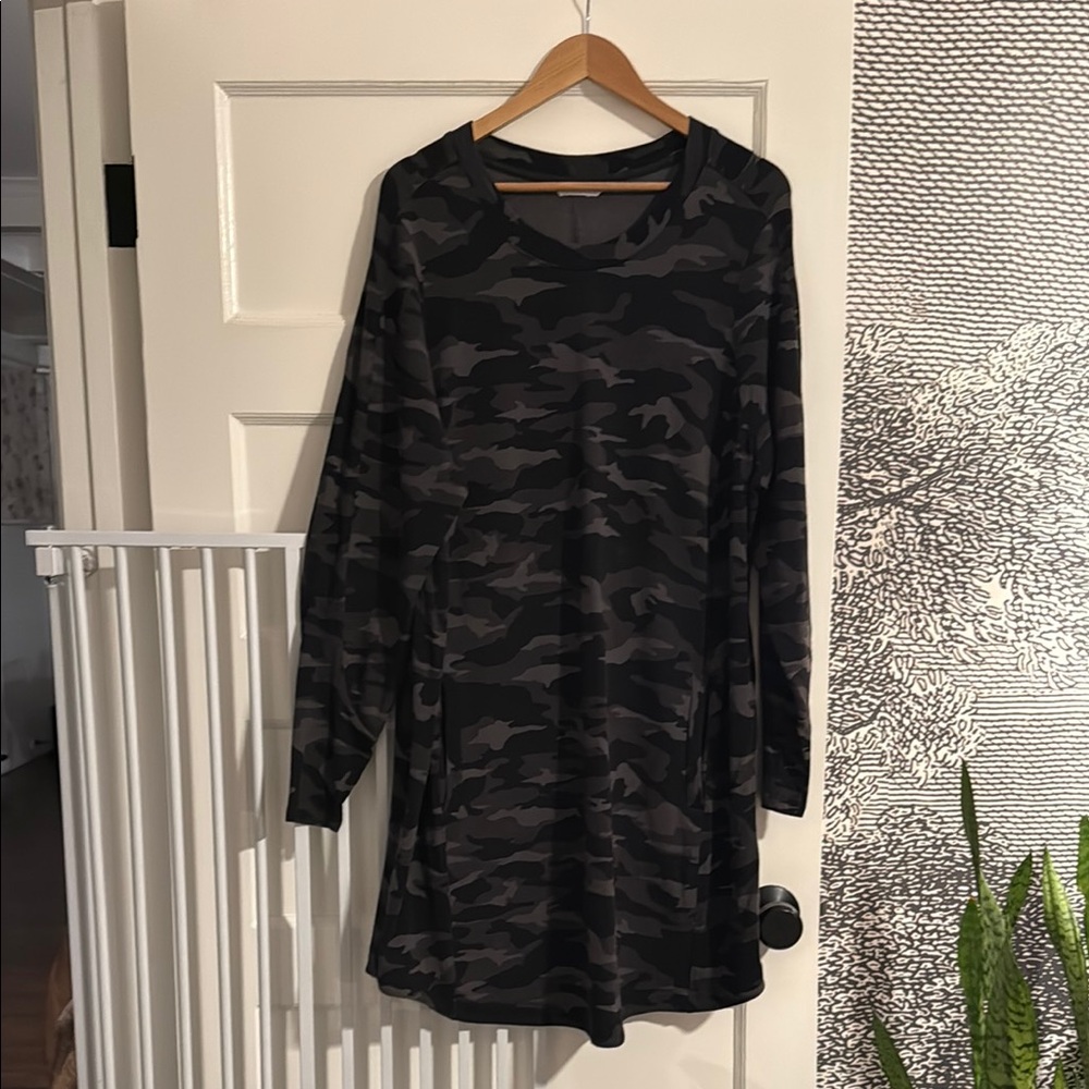 Black and Gray Camo Long Sleeve Dress by Athleta